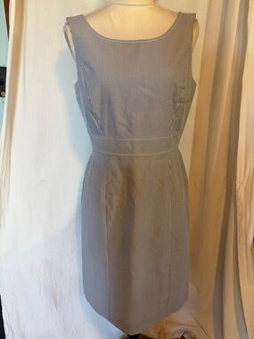 Tahari pin stripped dress size 8